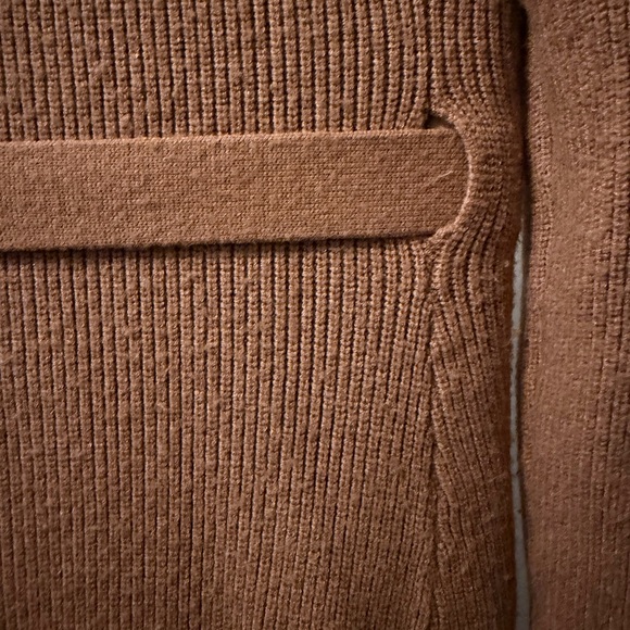 Abercrombie & Fitch Brown Long Sleeve Wrap Dress! Size small - Picture 9 of 10